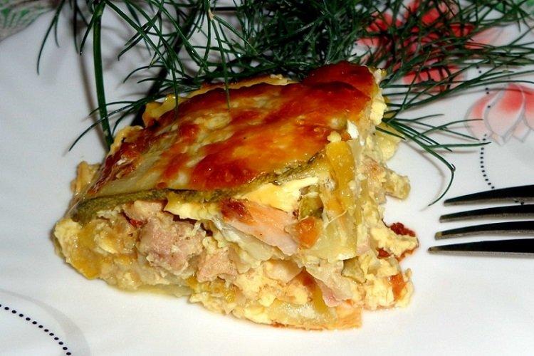 Запеканка из кабачков и курицы